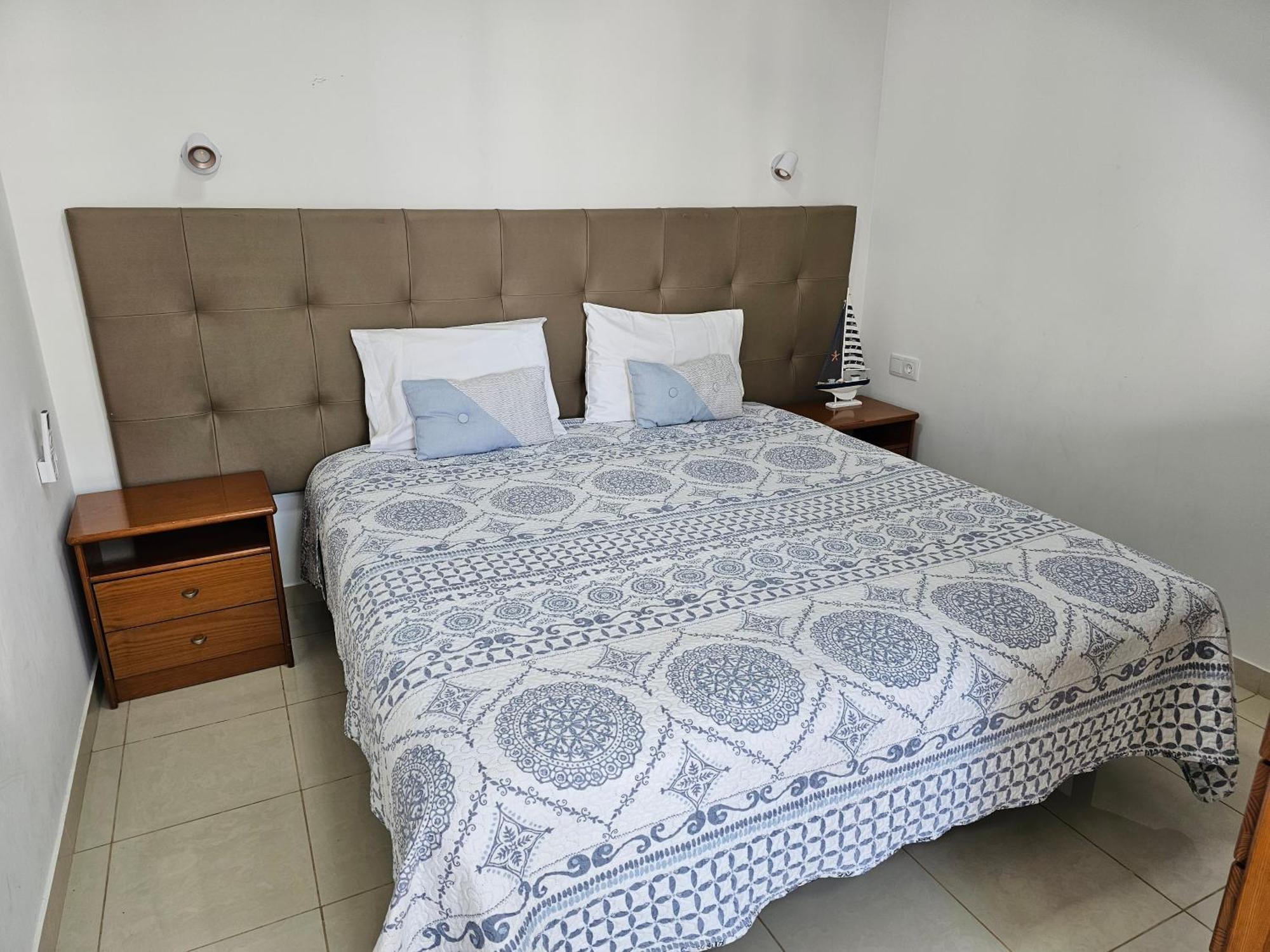 Apartamentos Navio Azul Funchal Oda fotoğraf